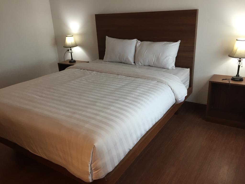 萨特里亚维萨塔酒店 Parepare 外观 照片